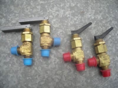 ברזים    valves